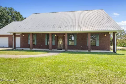 58 Jans Rd, Richton, MS 39476 photo 4