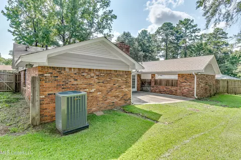 Exterior - 155 Post Hill Rd, Brandon, MS 39042 photo 16 of 17