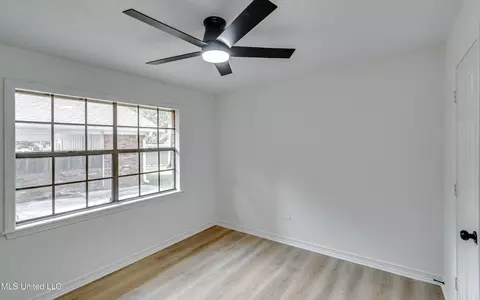 Bedroom - 155 Post Hill Rd, Brandon, MS 39042 photo 5 of 10