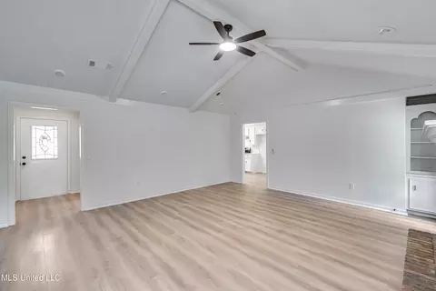 Living - 155 Post Hill Rd, Brandon, MS 39042 photo 2 of 6