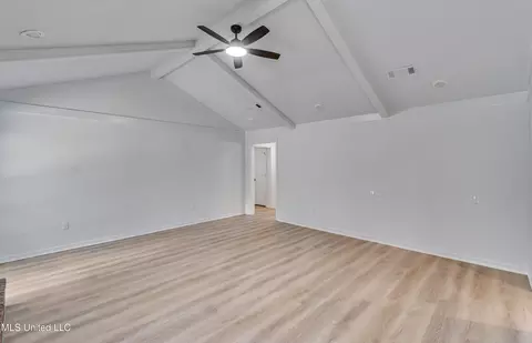 Living - 155 Post Hill Rd, Brandon, MS 39042 photo 3 of 6