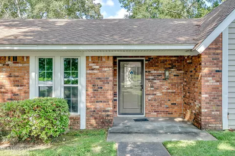 Exterior - 155 Post Hill Rd, Brandon, MS 39042 photo 3 of 17