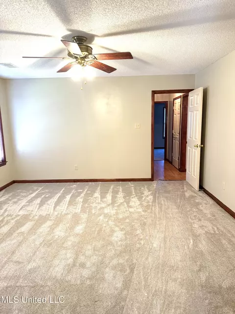 Bedroom - 1999 Edgewood Blvd, Hernando, MS 38632 photo 11 of 13