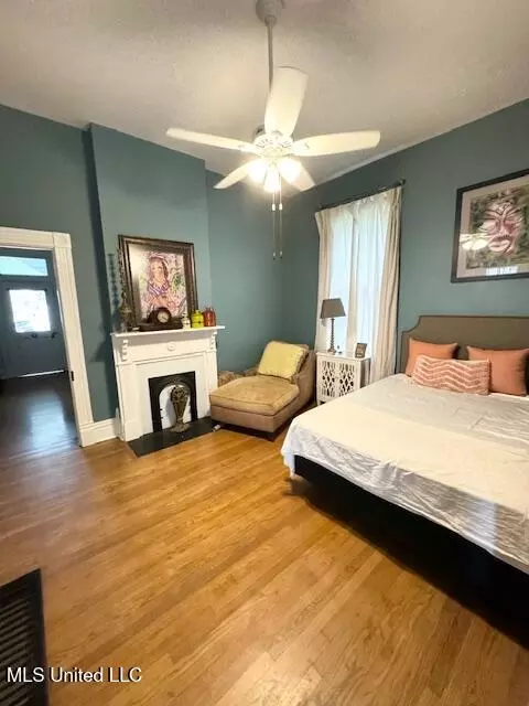 Bedroom - 205 Linton Ave, Natchez, MS 39120 photo 4 of 4