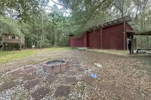Exterior - 202 Howell Rd, Lucedale, MS 39452 photo 1 of 4