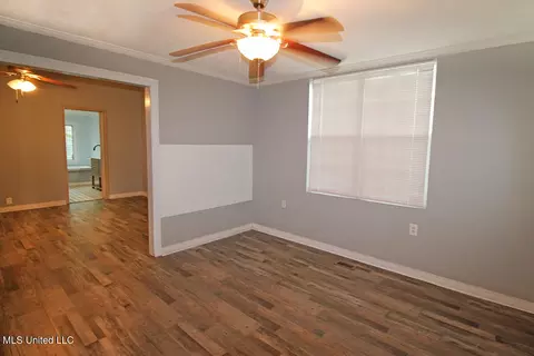 Living - 202 Howell Rd, Lucedale, MS 39452 photo 9 of 9