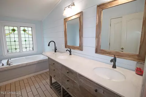 Bath - 202 Howell Rd, Lucedale, MS 39452 photo 1 of 4