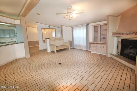 Living - 202 Howell Rd, Lucedale, MS 39452 photo 1 of 9
