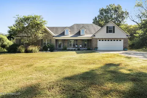5916 Smith Rd, Coldwater, MS 38618