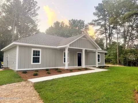 Exterior - 120 Readys Dr, Lucedale, MS 39452 photo 2 of 2