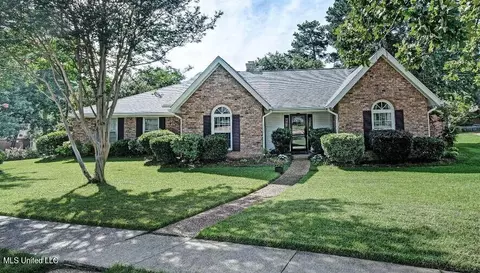 320 Woodhollow Cv, Brandon, MS 39047