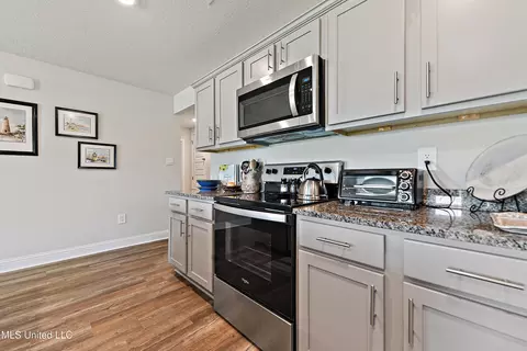 Kitchen - 137 Mill Ct, Lucedale, MS 39452 photo 2 of 3