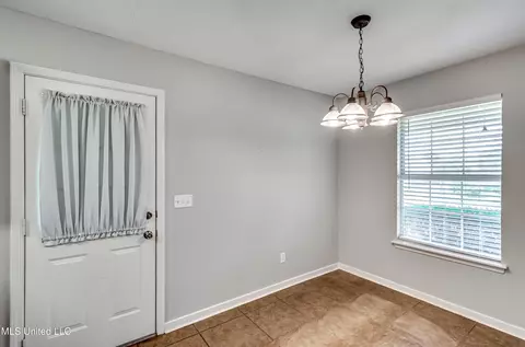 567 Mockingbird Cir, Brandon, MS 39047 photo 31