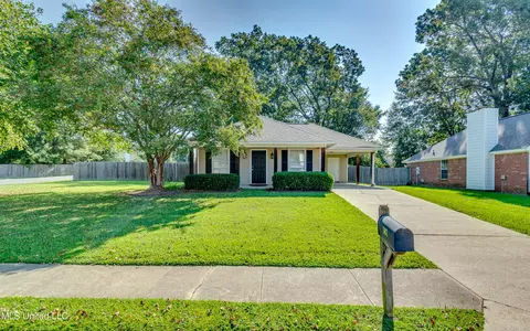 567 Mockingbird Cir, Brandon, MS 39047 photo 5