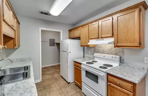 567 Mockingbird Cir, Brandon, MS 39047 photo 36