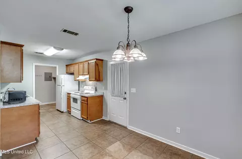 567 Mockingbird Cir, Brandon, MS 39047 photo 32