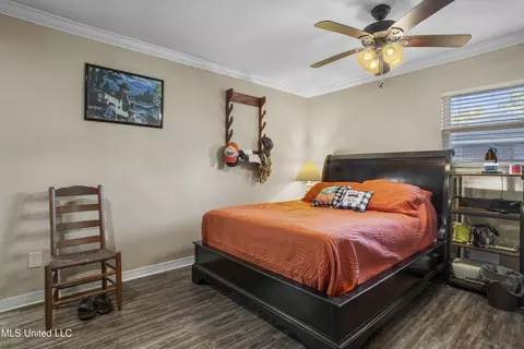 Bedroom - 6913 Barnes Rd, Moss Point, MS 39563 photo 1 of 3