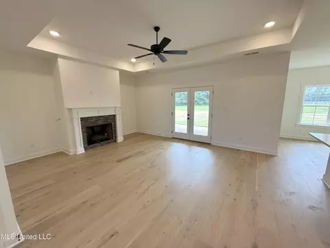 809 Wells Dr, Hernando, MS 38632 photo 6