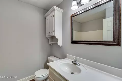 Bath - 415 Hemlock Dr, Flowood, MS 39232 photo 1 of 6