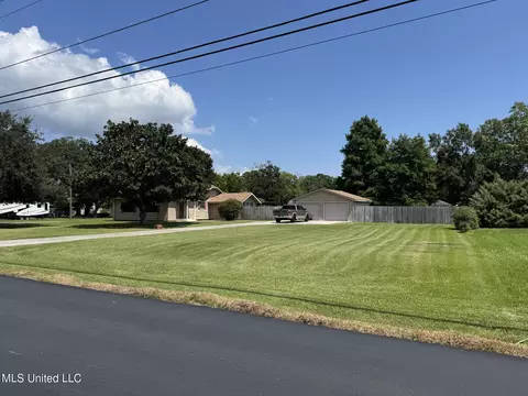5138 Mitchell Rd, Long Beach, MS 39560 photo 2
