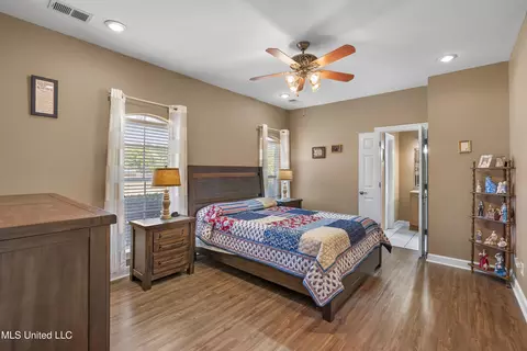 Bedroom - 1958 W Lamar Pl, Hernando, MS 38632 photo 1 of 6