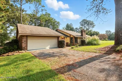 Exterior - 2 Pheasant Run, Clinton, MS 39056 photo 2 of 8