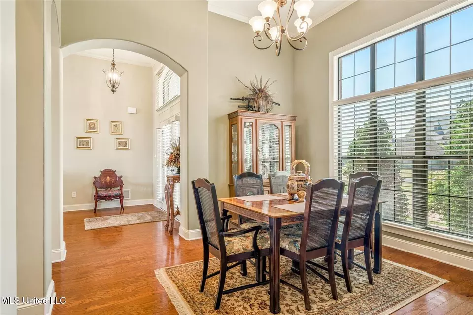 Dining - 14276 Cantwell Dr, Olive Branch, MS 38654 photo 1 of 2