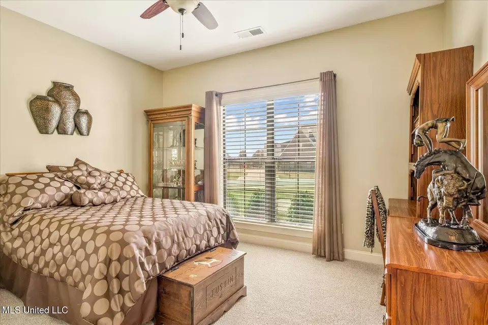 Bedroom - 14276 Cantwell Dr, Olive Branch, MS 38654 photo 2 of 3