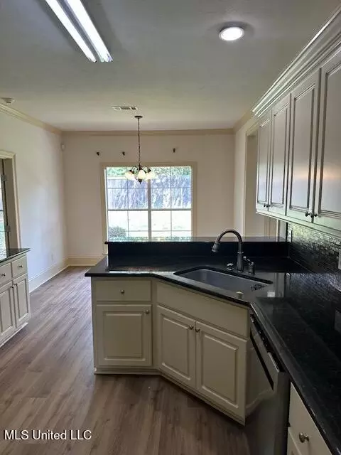 Kitchen - 130 Savoy Park, Madison, MS 39110 photo 1 of 3