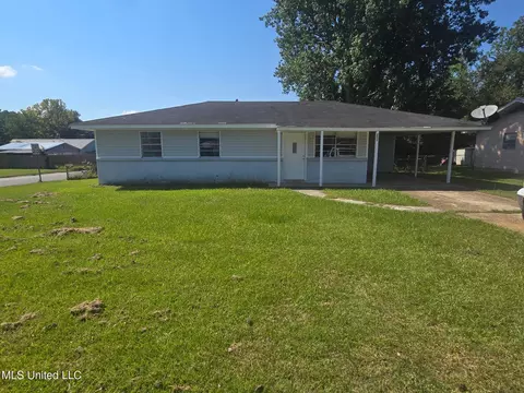 201 Tandy Dr, Gulfport, MS 39503