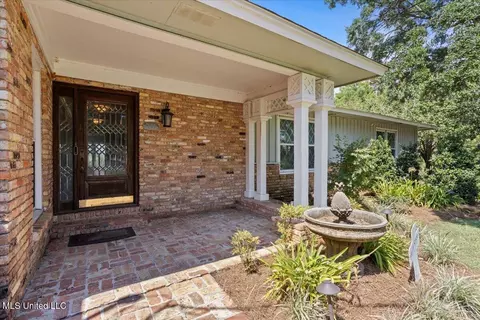 Exterior - 5207 North Dr, Moss Point, MS 39563 photo 4 of 11