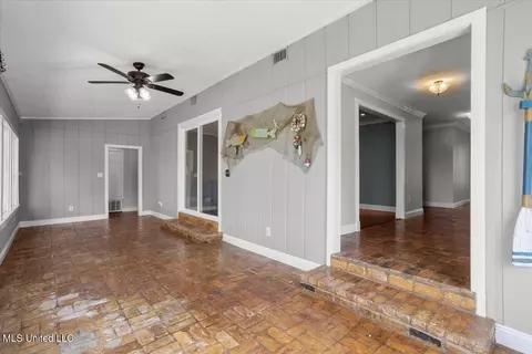 Entry Way - 5207 North Dr, Moss Point, MS 39563 photo 4 of 4