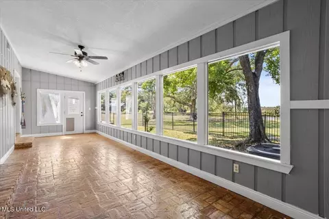 Exterior - 5207 North Dr, Moss Point, MS 39563 photo 6 of 11
