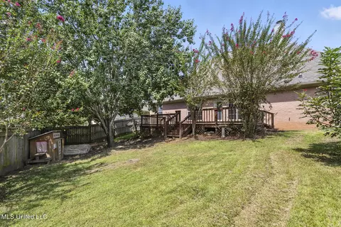Exterior - 631 Overlook Pt, Brandon, MS 39047 photo 5 of 5