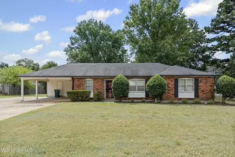 1135 Claiborne Dr, Southaven, MS 38671