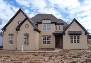 187 Poplar Ln, Holly Springs, MS 38635