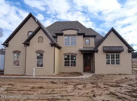 187 Poplar Ln, Holly Springs, MS 38635