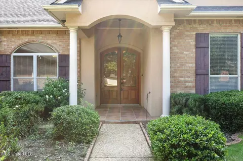 109 Brookside Cir, Clinton, MS 39056 photo 4