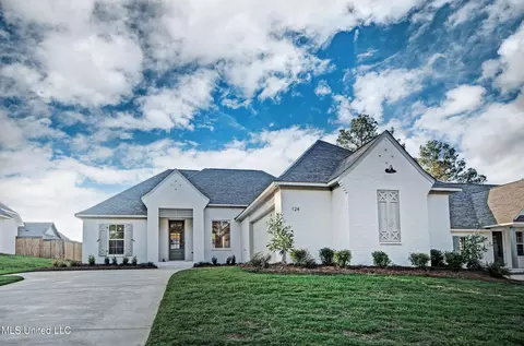 124 Springs Xing, Madison, MS 39110