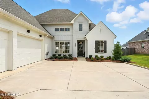 Exterior - 487 Crossvine Pl, Madison, MS 39110 photo 3 of 9