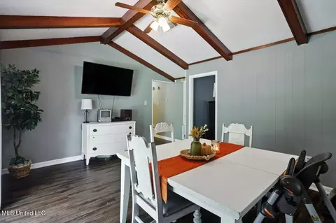 Dining - 461 Robert Michael Dr, Pearl, MS 39208 photo 1 of 2