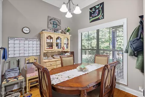 Dining - 609 Tucker Xing, Brandon, MS 39042 photo 1 of 1