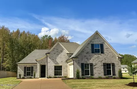 723 Lucas Ln, Hernando, MS 38632
