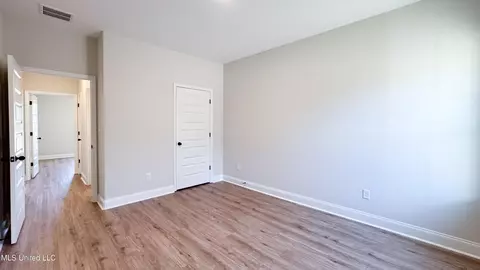 Bedroom - 723 Lucas Ln, Hernando, MS 38632 photo 3 of 6