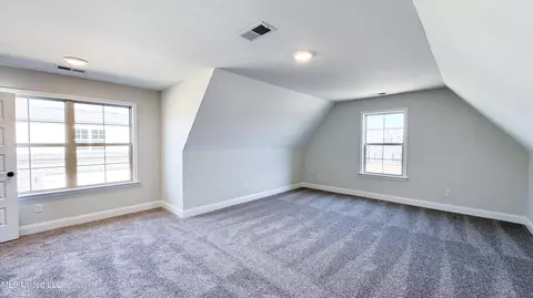 Bedroom - 723 Lucas Ln, Hernando, MS 38632 photo 5 of 6
