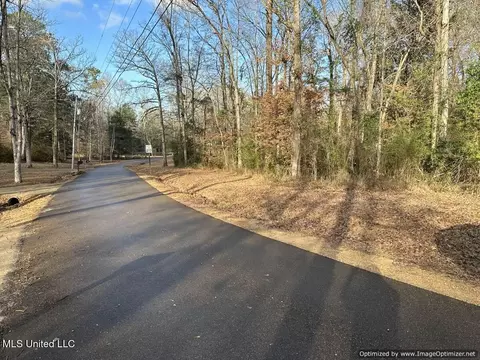 NE Lakeview Dr, Brookhaven, MS 39601