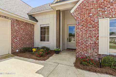 105 Leah Cv, Canton, MS 39046 photo 6