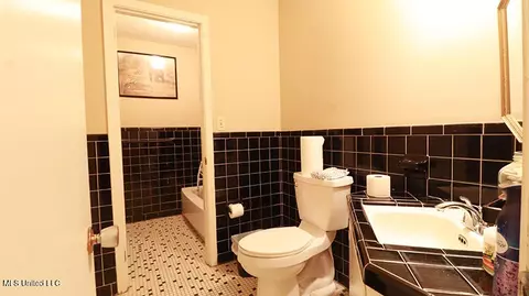 Bath - 5083 Terry Rd, Jackson, MS 39212 photo 1 of 1