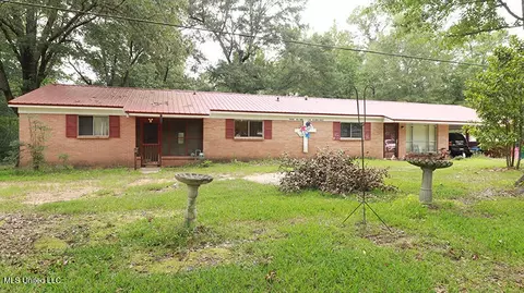 5083 Terry Rd, Jackson, MS 39212