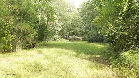 Exterior - 5083 Terry Rd, Jackson, MS 39212 photo 6 of 8